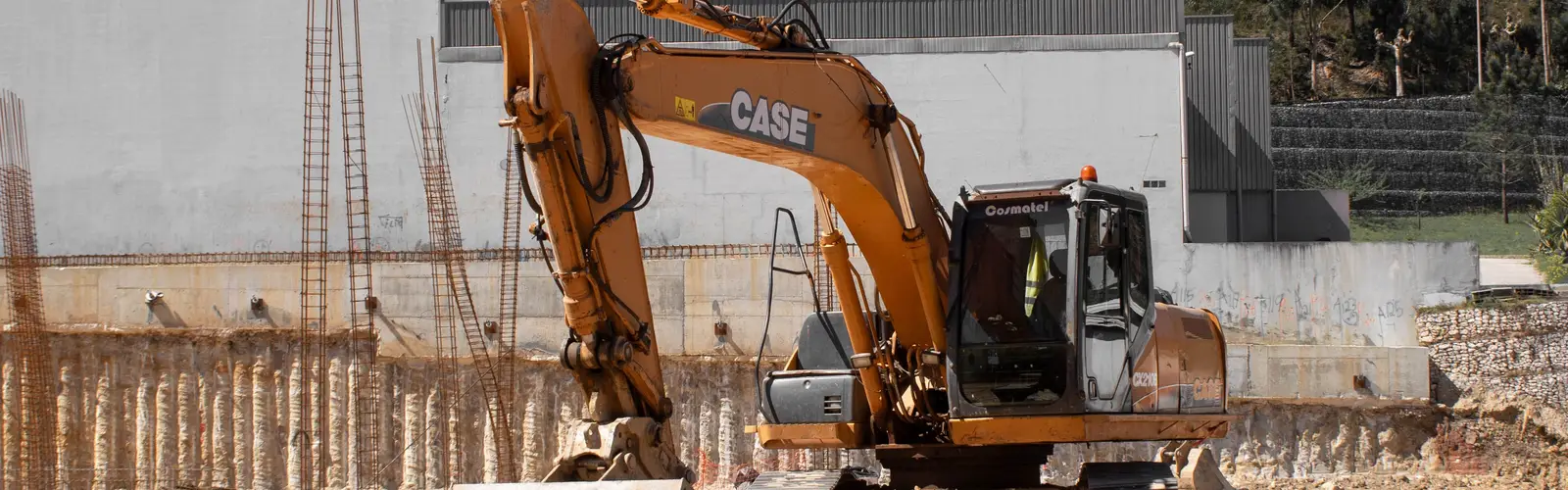 Excavator on a job site in Orlando